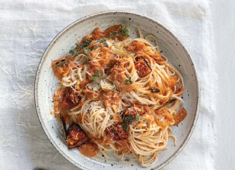 PASTA CON TOMATES ASADOS