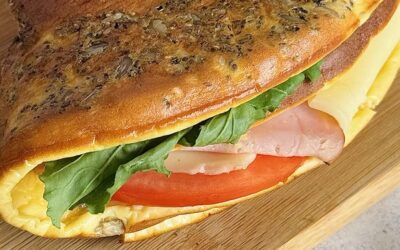 SÁNDWICH CON MASA DE HUEVO